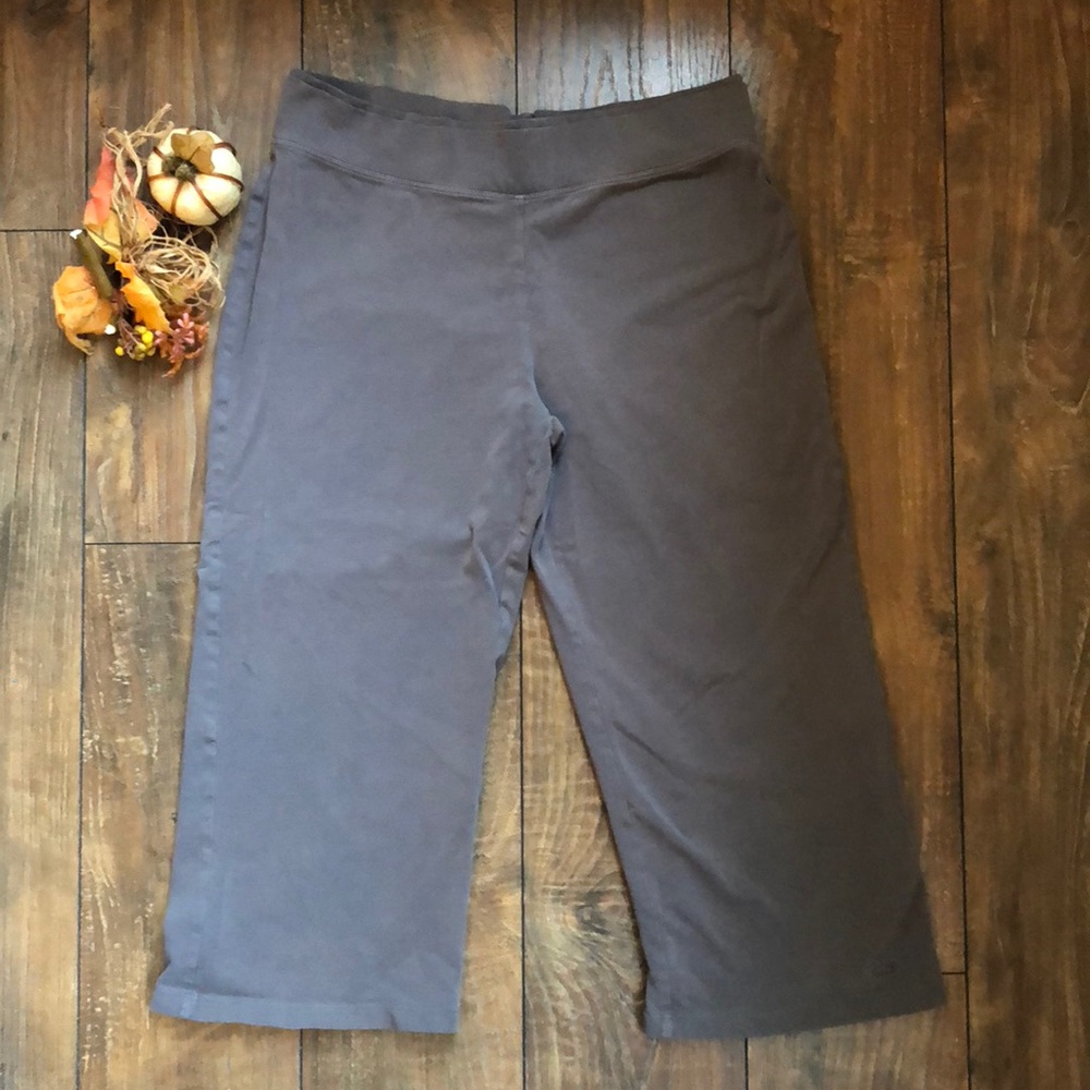 Champion 3/4 length workout pants